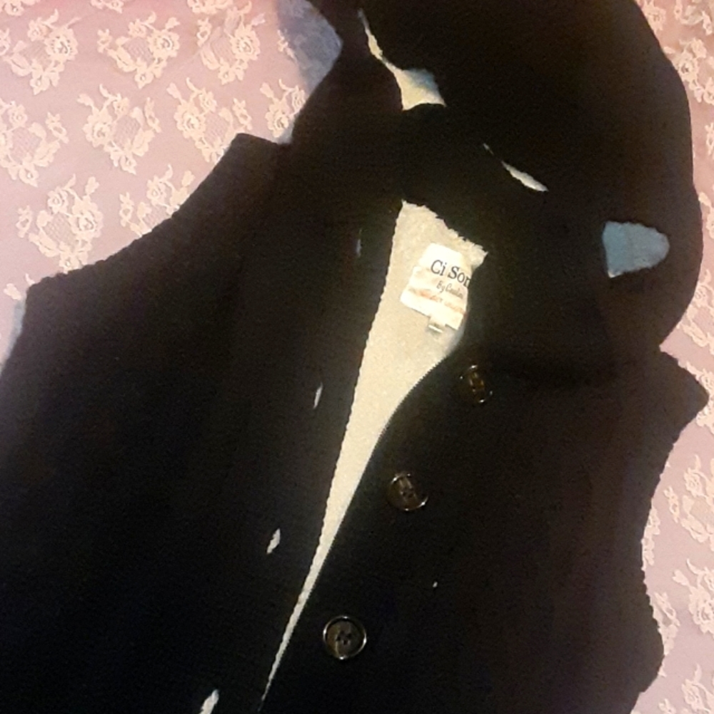 Sweater vest